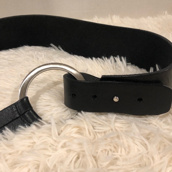 (36) Brave black leather belt - Picture 3 of 9